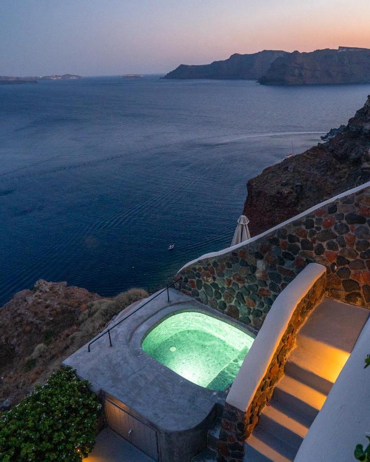 Отель Pezoules Of Oia Экстерьер фото