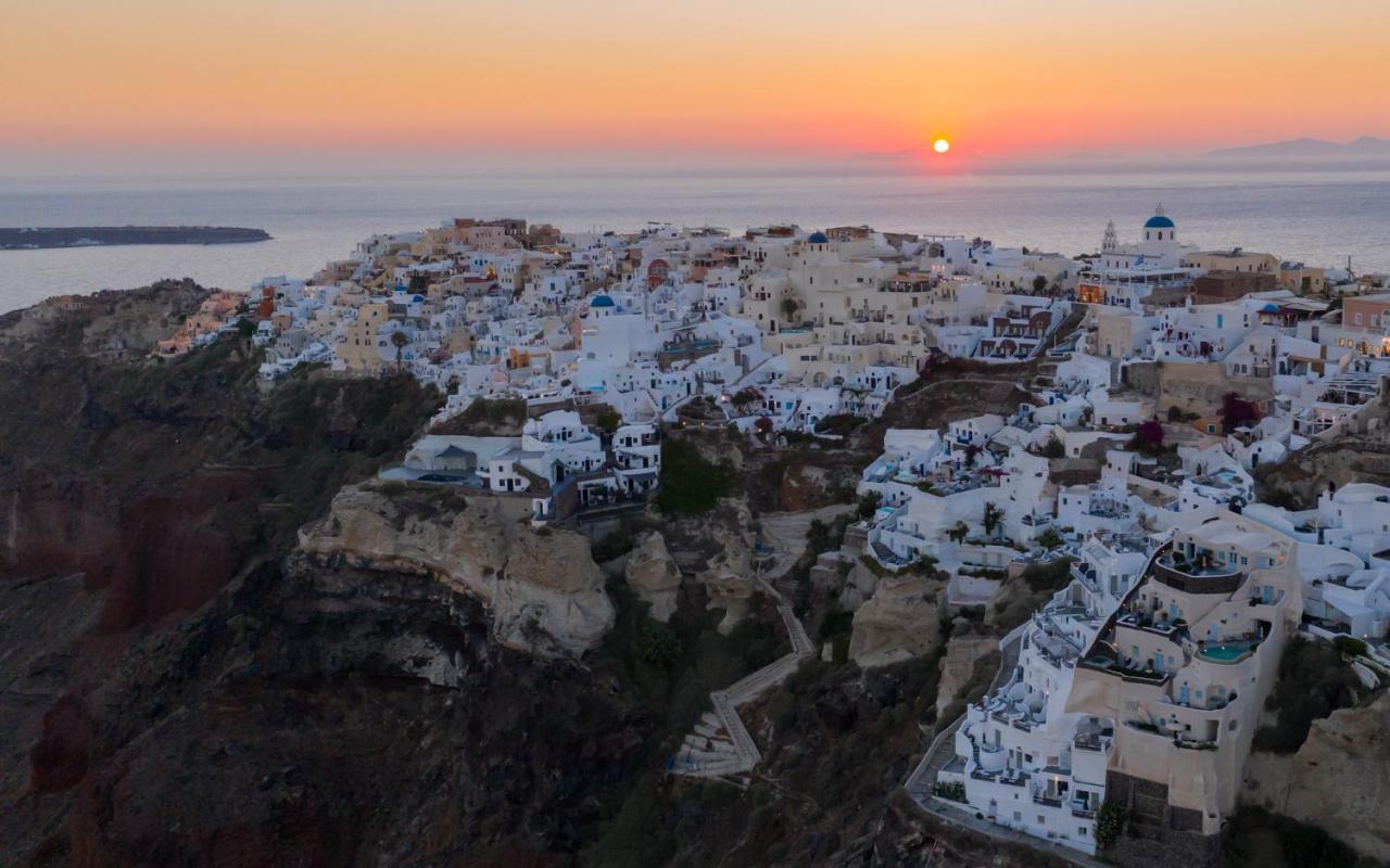 Отель Pezoules Of Oia Экстерьер фото