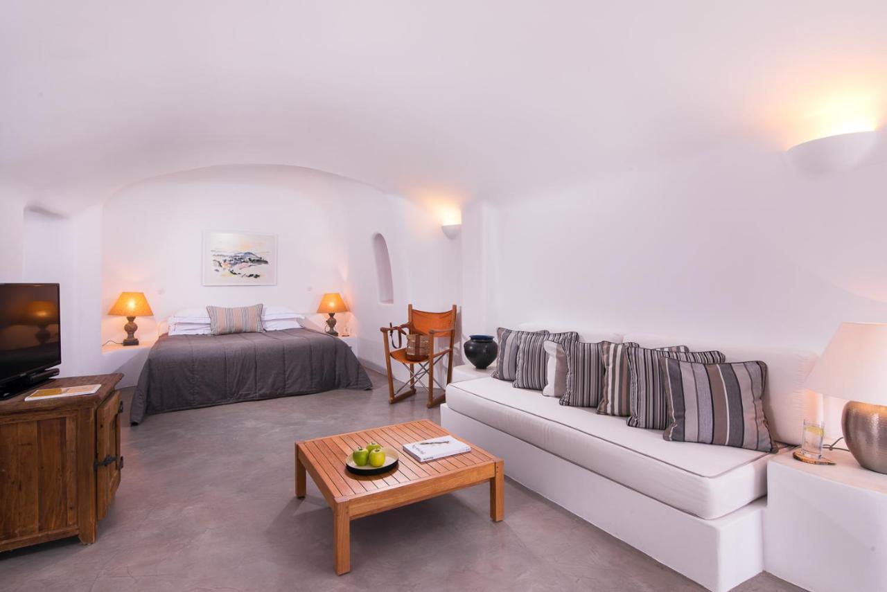 Отель Pezoules Of Oia Экстерьер фото
