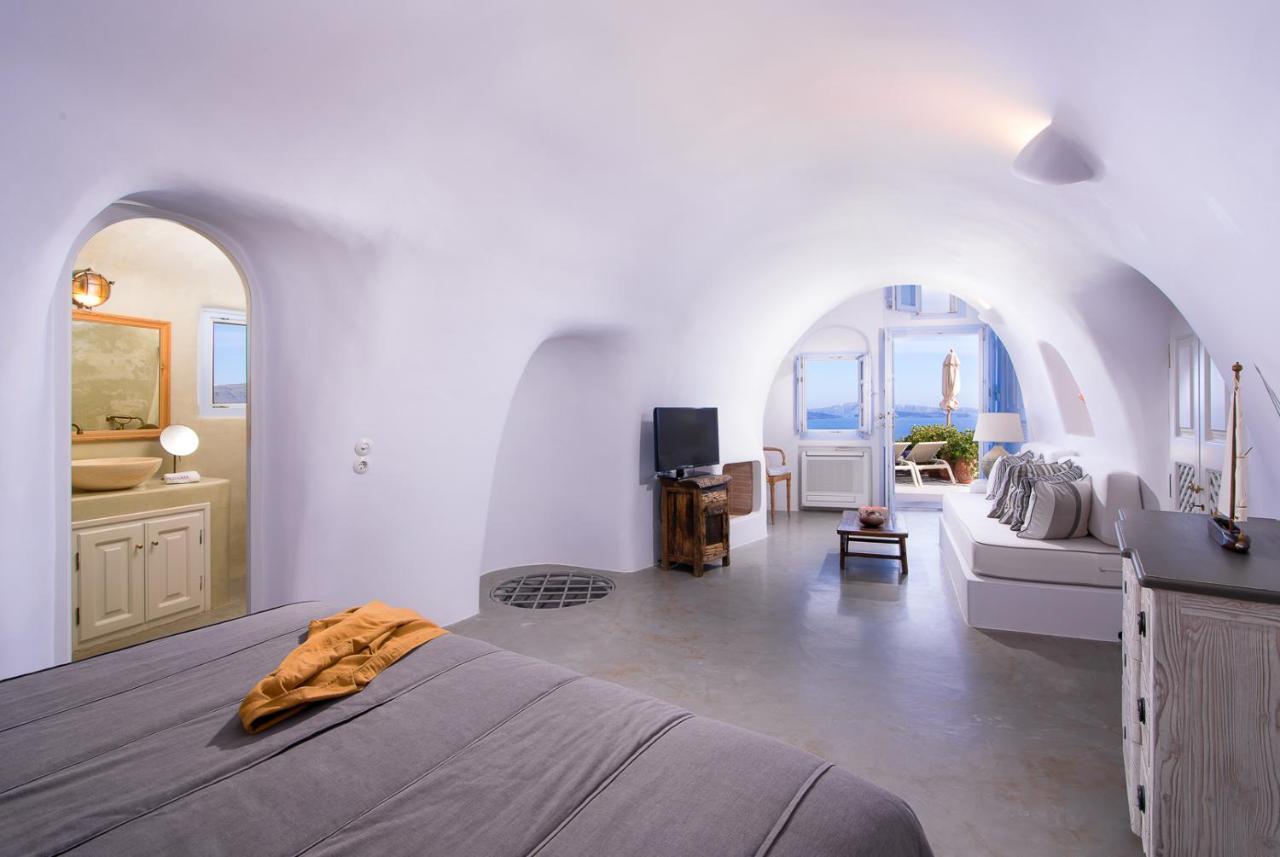 Отель Pezoules Of Oia Экстерьер фото