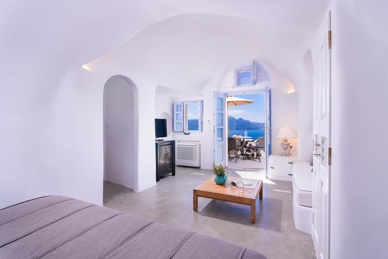 Отель Pezoules Of Oia Экстерьер фото